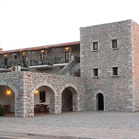 Kastro Maini Hotel Ареополис Екстериор снимка