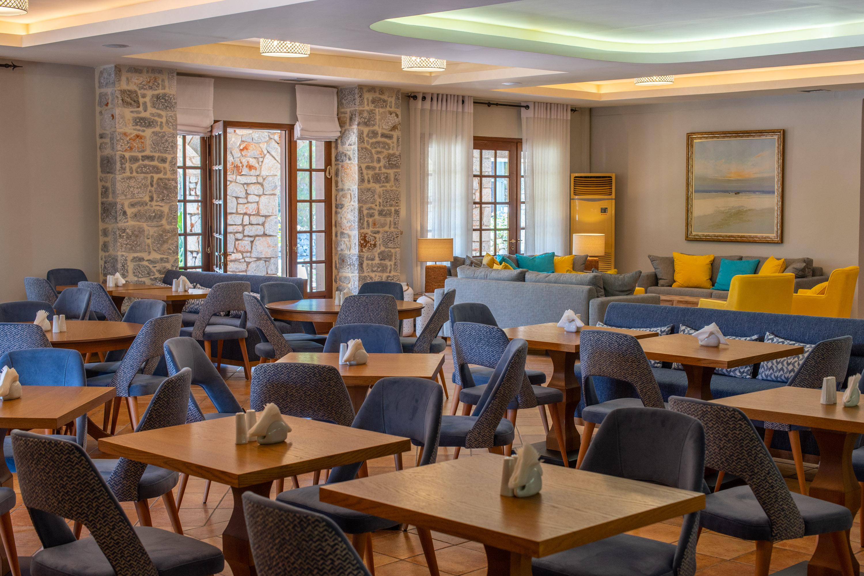 Kastro Maini Hotel Ареополис Екстериор снимка