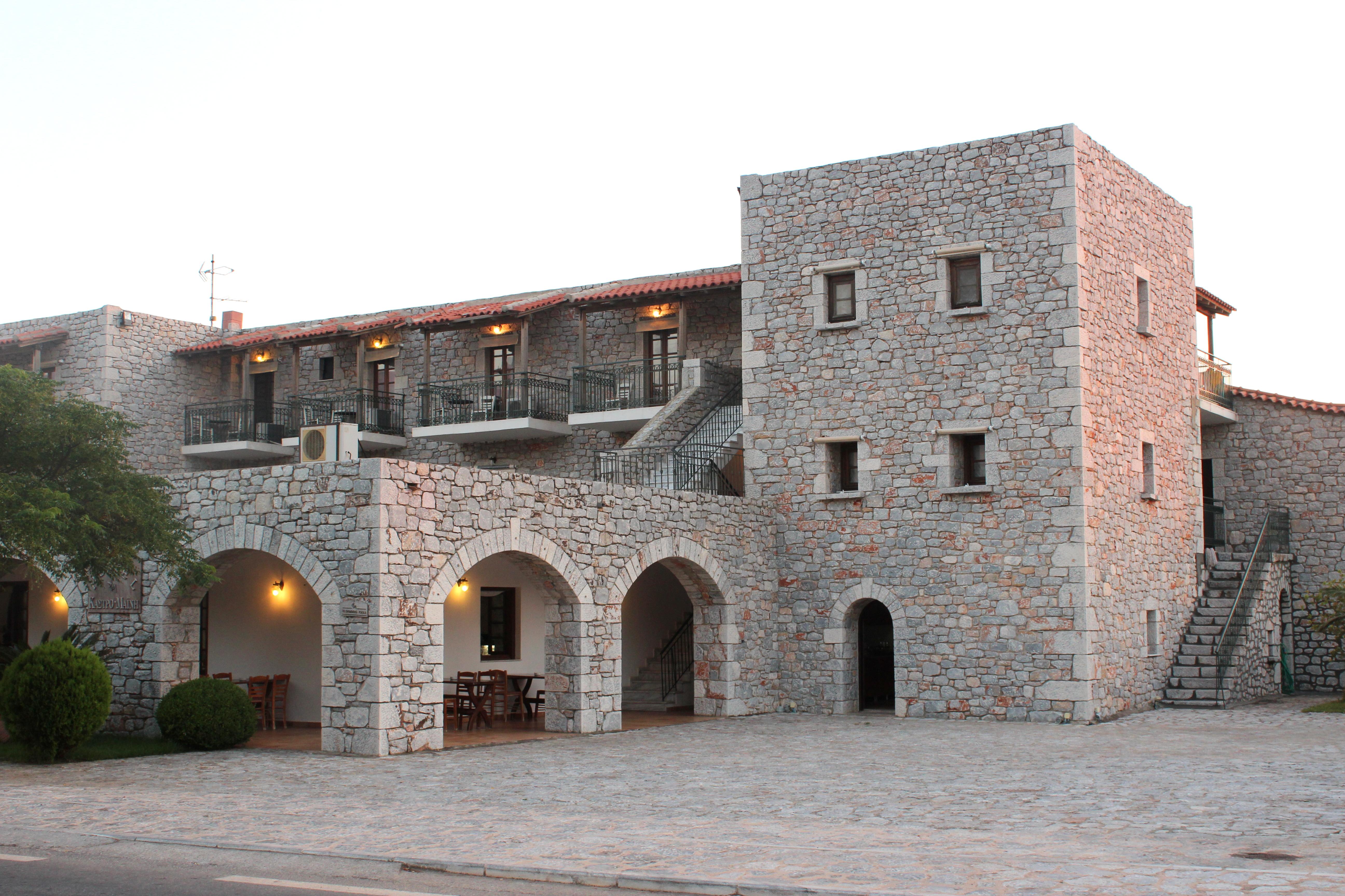 Kastro Maini Hotel Ареополис Екстериор снимка